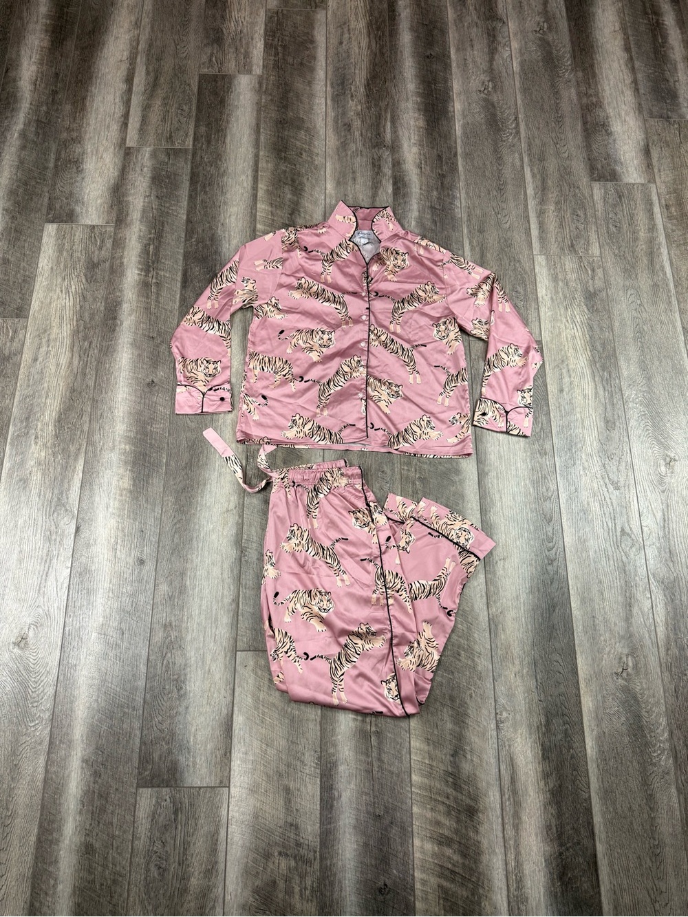 Averie Pink Tiger Dalia PJ Set